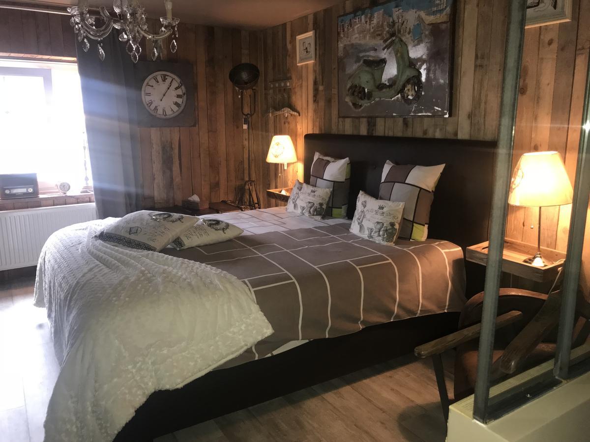 Hotel Le Relais De Chassepierre Zewnętrze zdjęcie